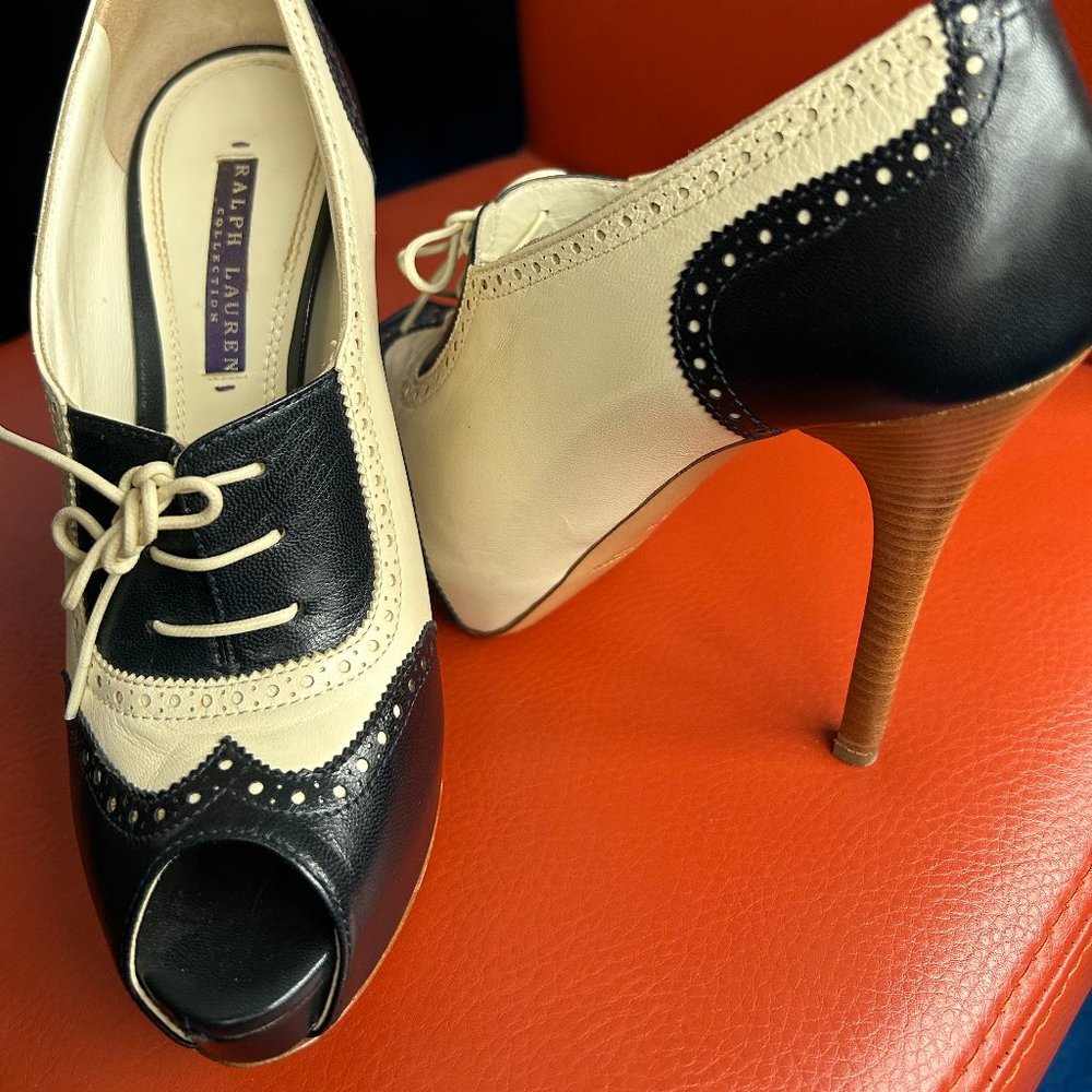Ralph Lauren Purple Label Open Toe Leather Laced Heel in White and Blue Size 7.5